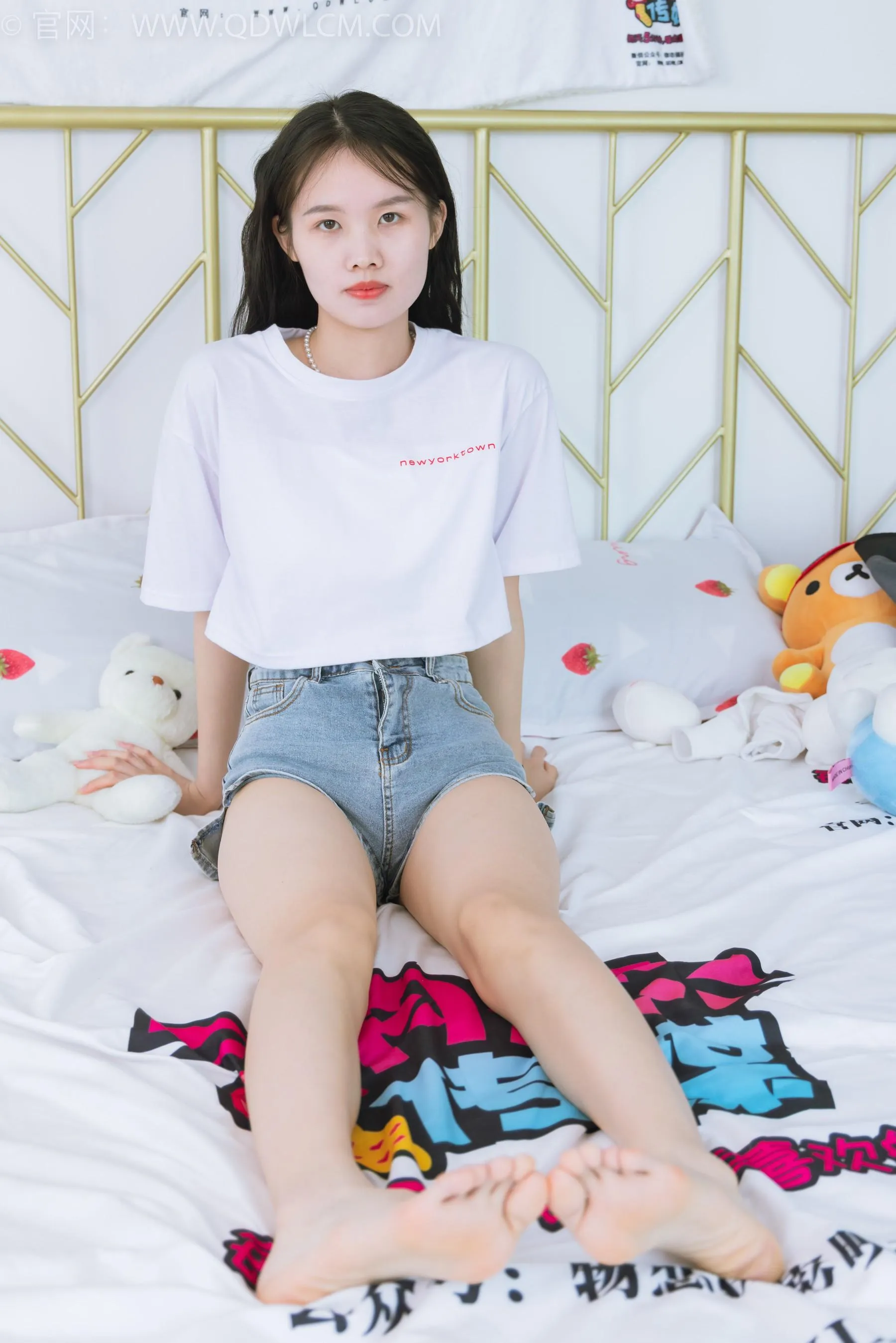 物恋传媒 NO.1559 颜颜-人来人往 [151P]插图3